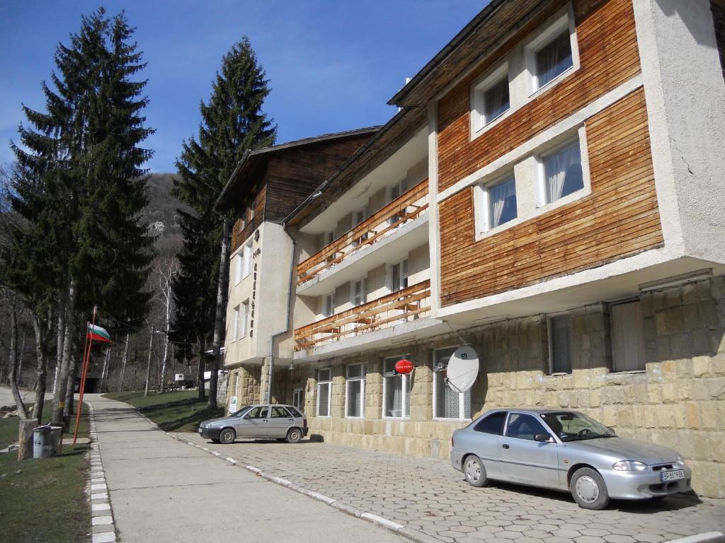 Ledenika Lodge Vratsa Exterior photo