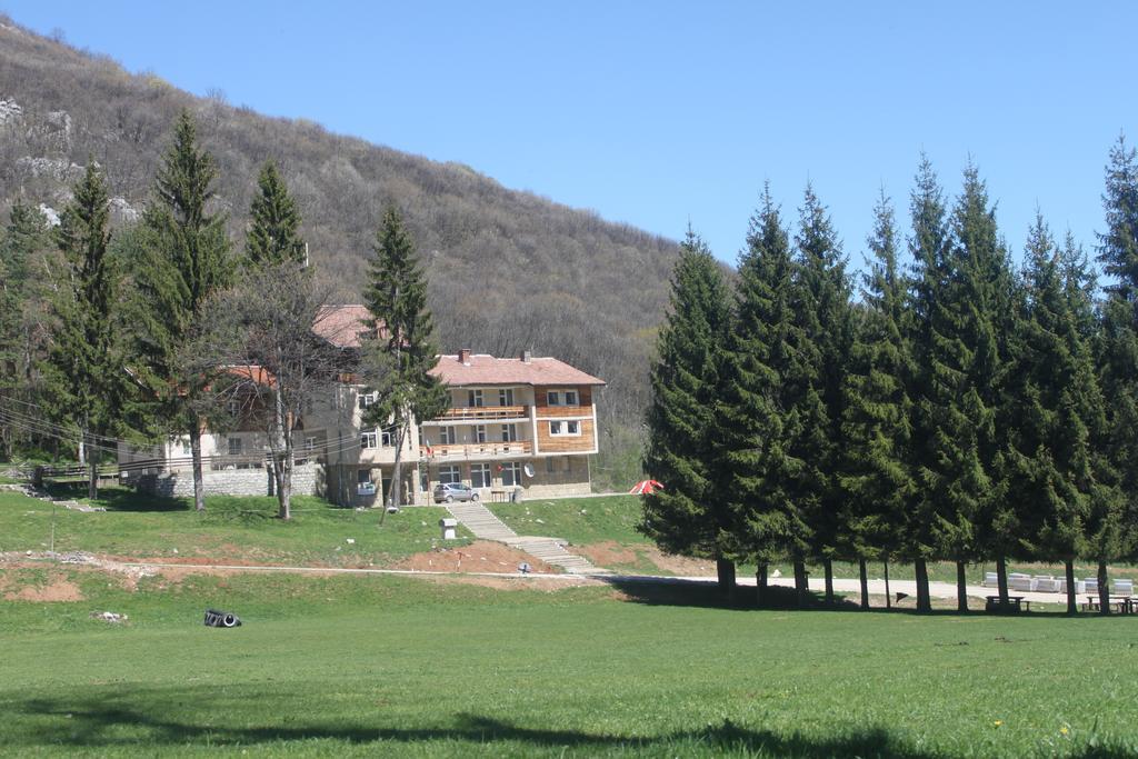 Ledenika Lodge Vratsa Exterior photo